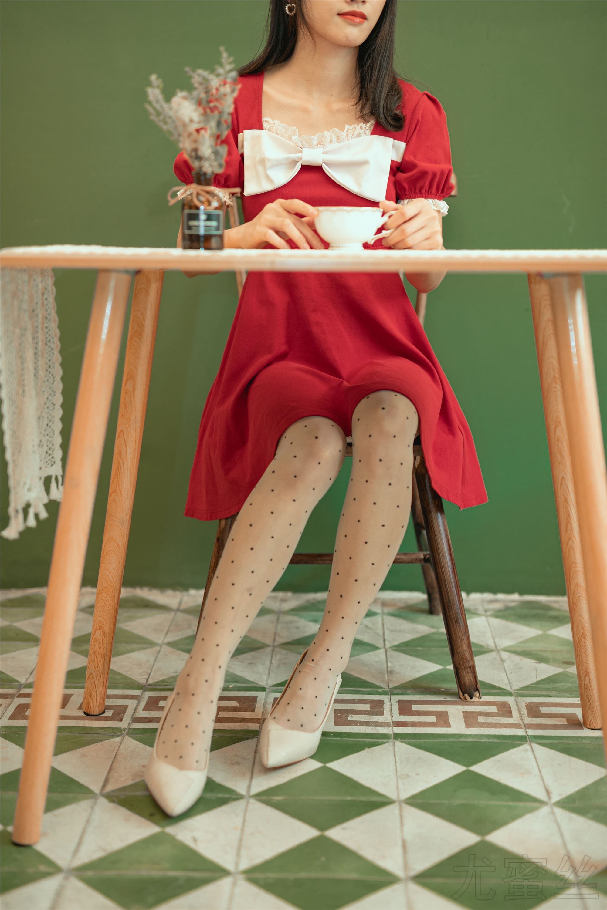 尤蜜丝 穿搭写真 NO.050